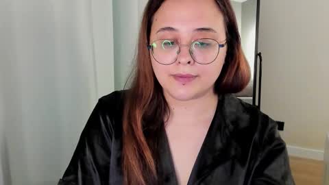 Snapshot of dashaprivet chatting on 11-28-25, 09:56 dashaprivet online show from 11-28-25, 09:56