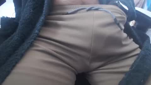 davdao3 online show from 10-18-25, 08:26