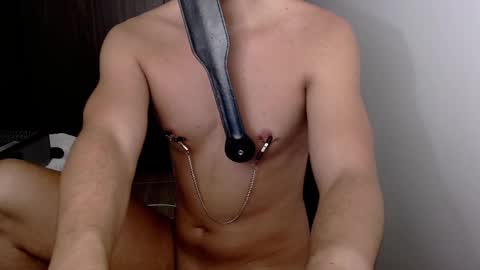 Snapshot of dave02_ chatting on 12-10-24, 12:17 David online show from 12-10-24, 12:17