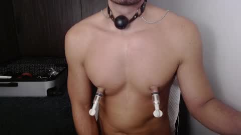 Snapshot of dave02_ chatting on 02-26-25, 08:11 David online show from 02-26-25, 08:11