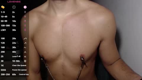 Snapshot of dave02_ chatting on 03-10-25, 07:07 David online show from 03-10-25, 07:07