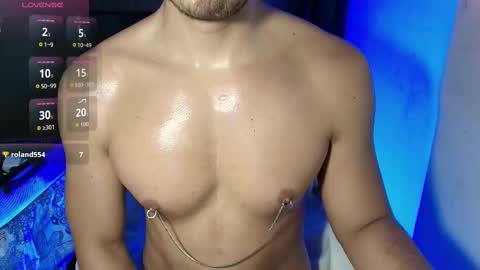 Snapshot of dave02_ chatting on 10-14-25, 08:20 David online show from 10-14-25, 08:20