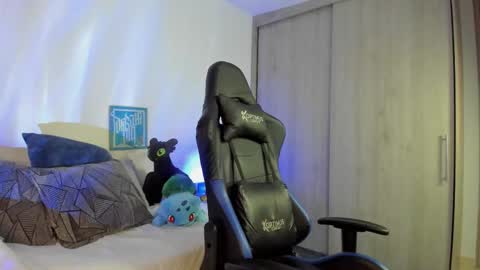 DAVE MAX online show from 03-25-26, 02:06