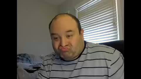 Snapshot of daveishorny1988 chatting on 10-14-25, 05:25 daveishorny1988 online show from 10-14-25, 05:25