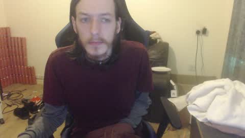 Snapshot of daver281197 chatting on 01-07-25, 05:22 dave online show from 01-07-25, 05:22