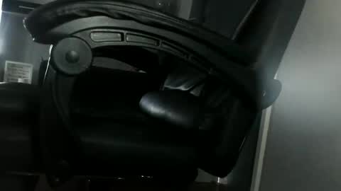 Snapshot of daverz3803476 chatting on 10-08-25, 08:23 Daverz3 online show from 10-08-25, 08:23