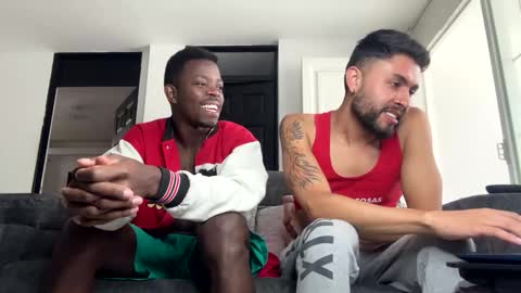 Dave y Salvatore online show from 03-01-25, 03:27