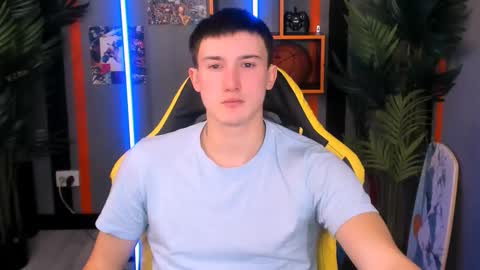 Snapshot of david__diamond chatting on 12-04-25, 04:16 David online show from 12-04-25, 04:16