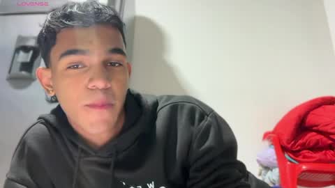 Snapshot of david_hot44 chatting on 04-03-26, 10:41 david_hot44 online show from 04-03-26, 10:41