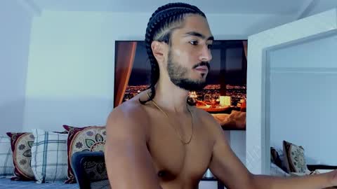 Hey im David that loves to explore and speak their fantasies. Very open talktative and nice. Feel free to chat with me online show from 02-17-26, 10:56