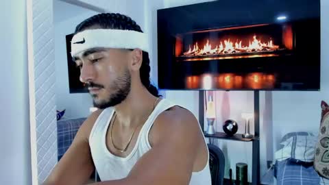 Hey im David that loves to explore and speak their fantasies. Very open talktative and nice. Feel free to chat with me online show from 05-24-26, 01:10