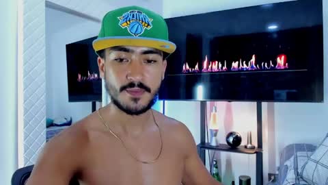 Hey im David that loves to explore and speak their fantasies. Very open talktative and nice. Feel free to chat with me online show from 06-01-26, 12:56