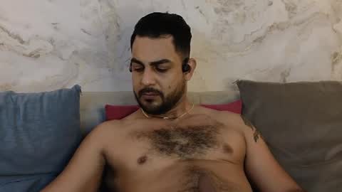 Snapshot of david_oliveira chatting on 02-08-25, 01:33 JF oliveira online show from 02-08-25, 01:33