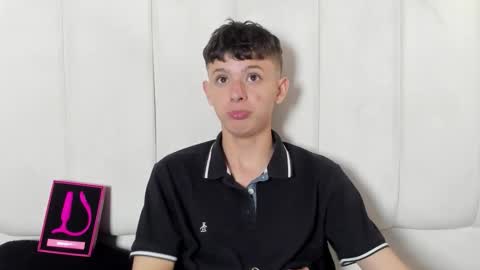 Roy online show from 02-26-26, 01:32