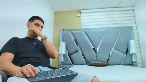 Snapshot of david_victoriaa chatting on 04-21-26, 12:55 david_victoriaa online show from 04-21-26, 12:55
