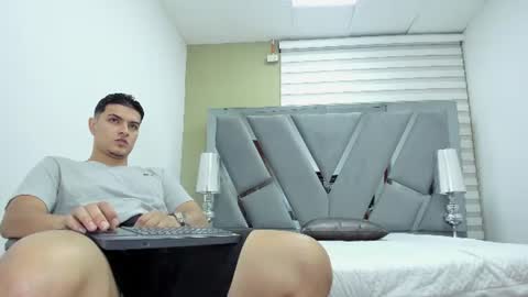 Snapshot of david_victoriaa chatting on 07-14-26, 01:06 david_victoriaa online show from 07-14-26, 01:06