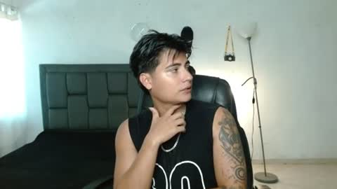 Snapshot of davidbless chatting on 06-11-26, 06:39 David Bless online show from 06-11-26, 06:39