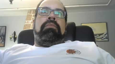 Snapshot of davidmax245 chatting on 06-01-26, 06:09 davidmax245 online show from 06-01-26, 06:09