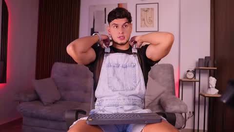 Davies brown    schedule 12pm to 5pm col time online show from 09-15-25, 09:04