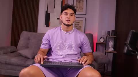 Davies brown    schedule 12pm to 5pm col time online show from 11-05-25, 09:04