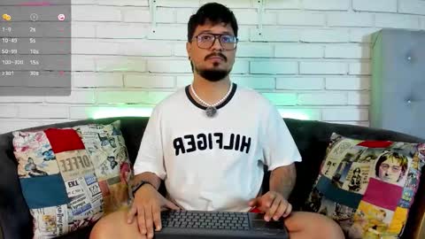 Snapshot of daviidevans chatting on 11-27-25, 11:34 David Evans online show from 11-27-25, 11:34