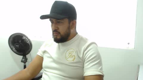 Snapshot of daviko07 chatting on 12-15-25, 08:24 daviko07 online show from 12-15-25, 08:24