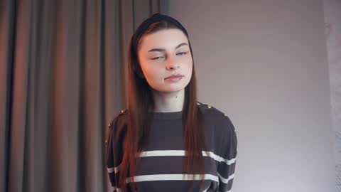 Louise online show from 04-19-26, 09:50