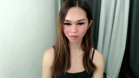 Snapshot of davinascott_03 chatting on 10-16-25, 10:55 Davina online show from 10-16-25, 10:55