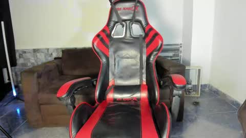 Davinson online show from 04-15-26, 07:59