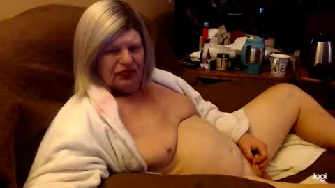 Snapshot of dawndoesall chatting on 12-11-24, 03:56 dawndoesall online show from 12-11-24, 03:56