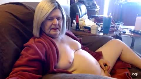 Snapshot of dawndoesall chatting on 01-04-25, 05:37 dawndoesall online show from 01-04-25, 05:37