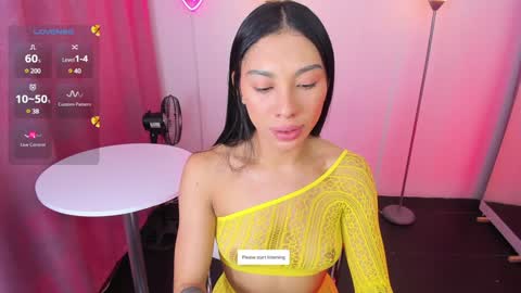 Snapshot of dayanna_tecca chatting on 12-24-24, 11:00 I am Dayanna tecca online show from 12-24-24, 11:00