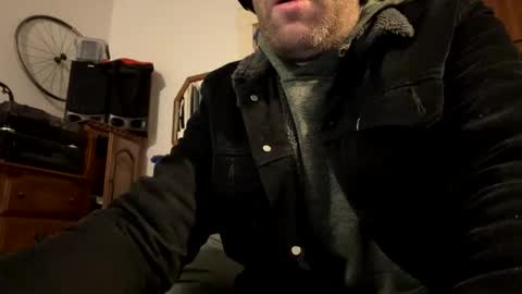 Snapshot of dayblue chatting on 12-05-25, 01:36 dayblue online show from 12-05-25, 01:36