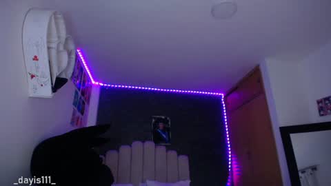  Dayis  online show from 06-17-26, 02:03