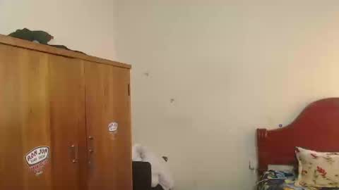 Snapshot of daylon_brown_ chatting on 09-16-25, 06:53 Dylon online show from 09-16-25, 06:53