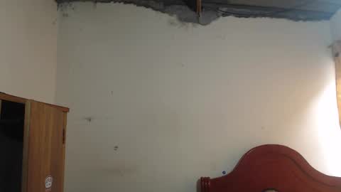 Snapshot of daylon_brown_ chatting on 10-07-25, 06:16 Dylon online show from 10-07-25, 06:16