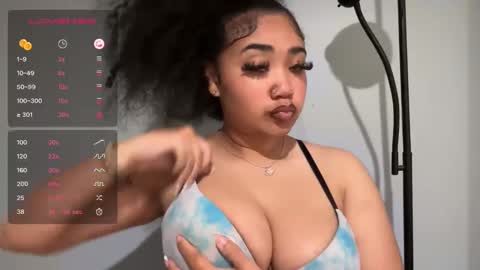 Snapshot of dayqueen1 chatting on 02-24-25, 10:26 dayqueen1 online show from 02-24-25, 10:26