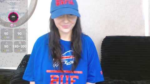 Snapshot of dazeydo chatting on 12-22-24, 05:53 Dazey online show from 12-22-24, 05:53