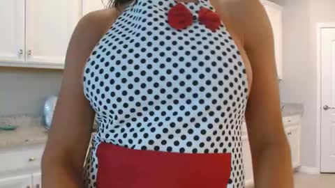 Snapshot of dazeydo chatting on 09-11-25, 08:31 Dazey online show from 09-11-25, 08:31