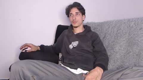 Snapshot of dazzayyy chatting on 10-09-25, 01:25 dazzayy online show from 10-09-25, 01:25