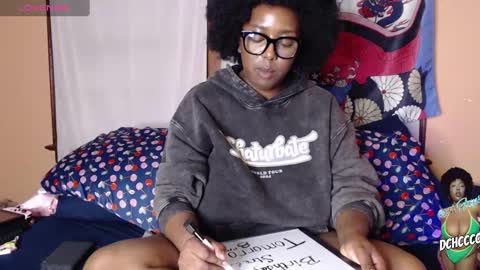 Snapshot of dchcco chatting on 12-20-24, 03:47 Duchess Coco - Coco Puffs online show from 12-20-24, 03:47