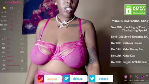 Snapshot of dchcco chatting on 11-18-25, 12:05 Duchess Coco - Coco Puffs online show from 11-18-25, 12:05