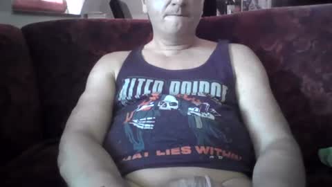 Snapshot of dddermattt chatting on 06-18-26, 09:36 Play with me while I watch you german handsome squirtlover love small girls small tits big clit cut c2c shaved online show from 06-18-26, 09:36