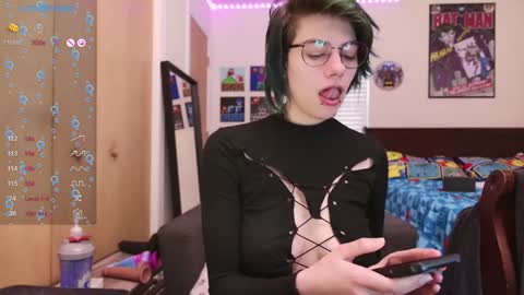 Snapshot of deadratsoup chatting on 01-16-25, 04:28 Rat online show from 01-16-25, 04:28