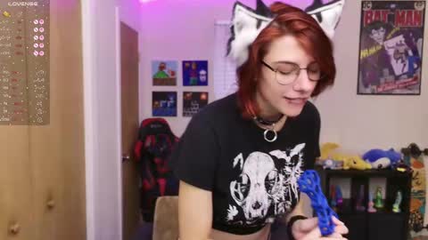 Snapshot of deadratsoup chatting on 09-15-25, 03:56 Rat online show from 09-15-25, 03:56