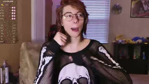 Snapshot of deadratsoup chatting on 10-02-25, 05:42 Rat online show from 10-02-25, 05:42