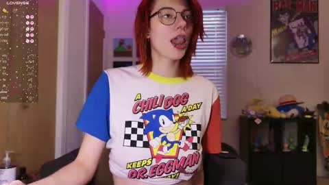 Snapshot of deadratsoup chatting on 11-04-25, 04:06 Rat online show from 11-04-25, 04:06