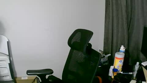 Snapshot of deah78 chatting on 04-12-26, 01:10 deah78 online show from 04-12-26, 01:10