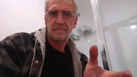 deanofflove2210 online show from 08-08-26, 04:36