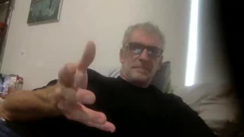 deanofflove221000 online show from 11-25-25, 04:34